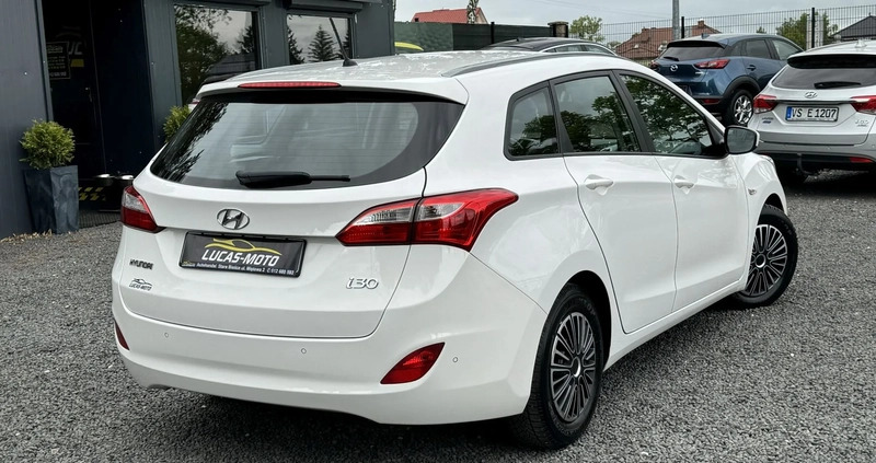 Hyundai I30 cena 34900 przebieg: 149000, rok produkcji 2014 z Praszka małe 742